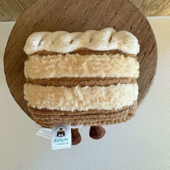Jellycat Amuseables Mile Mille Fuille Jellycat Pastry FAST SHIP Plush NEW - Picture 6 of 8